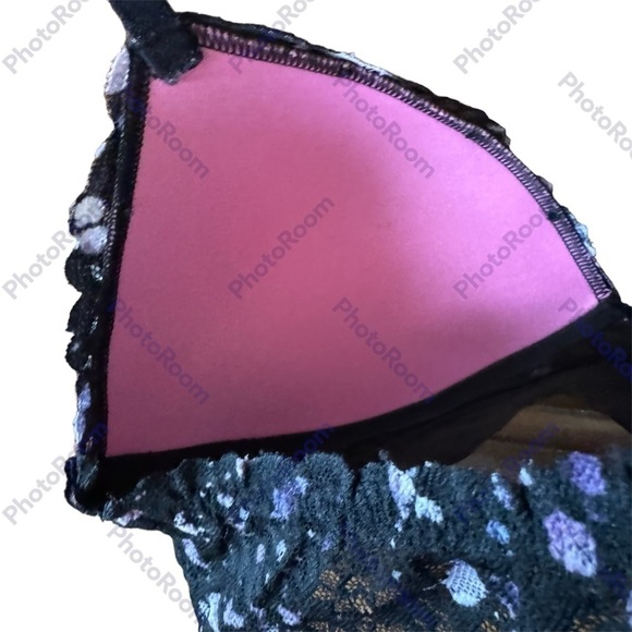 Lovely sexy Victoria secrets bralette size M in a pre loved condition - Picture 6 of 7